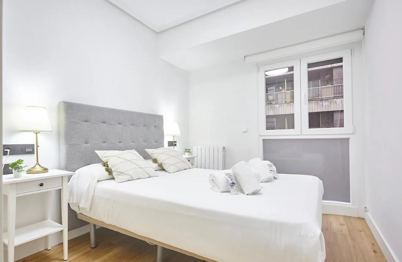 Izpizua Apartment San Sebastian