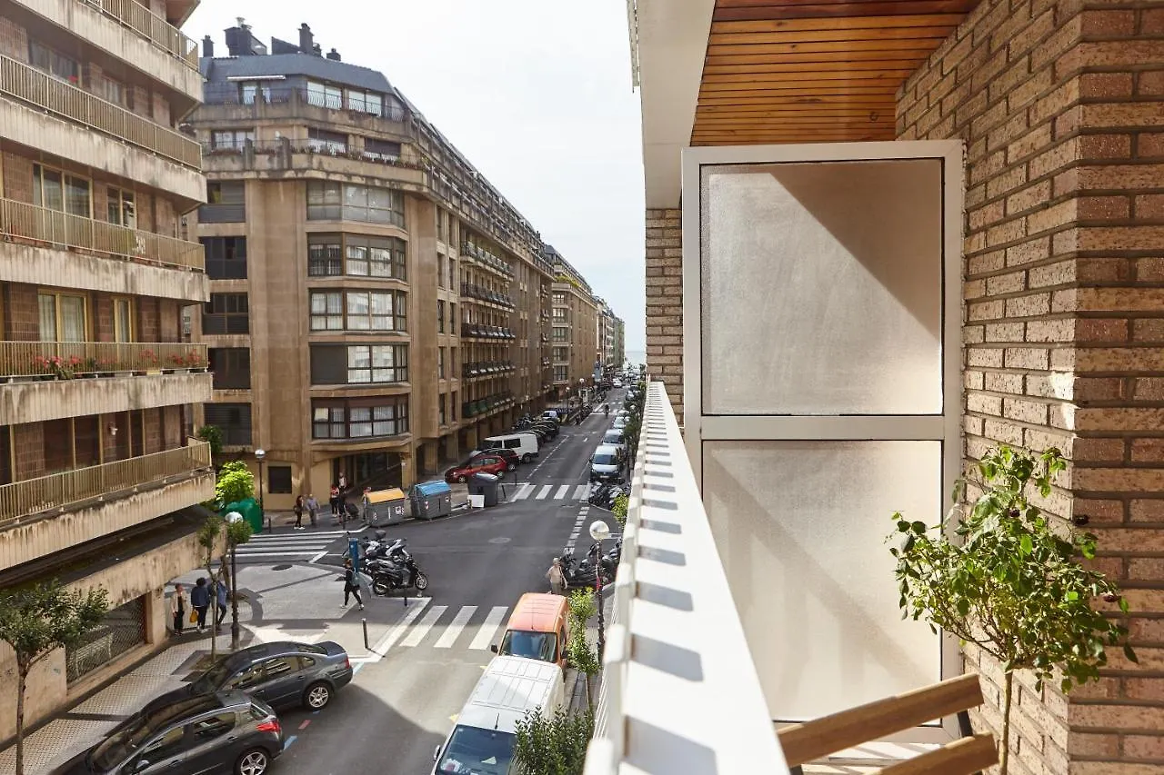 Izpizua Apartment Saint-Sébastien